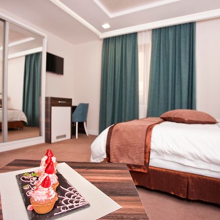 Wellness & Spa Hotel Acd Herceg Novi Exterior foto