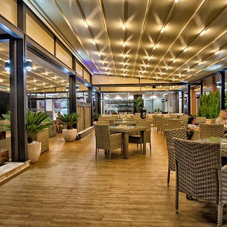 Wellness & Spa Hotel Acd Herceg Novi Exterior foto
