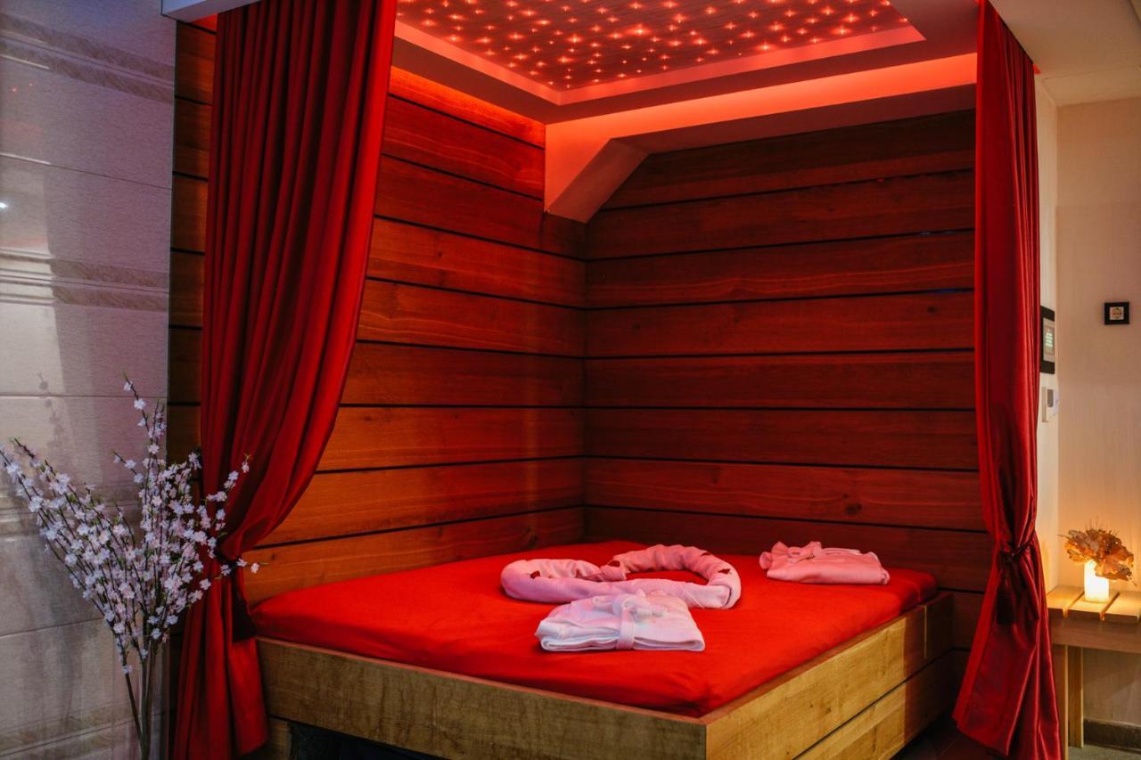 Wellness & Spa Hotel Acd Herceg Novi Exterior foto