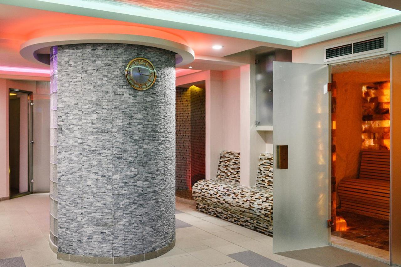 Wellness & Spa Hotel Acd Herceg Novi Exterior foto