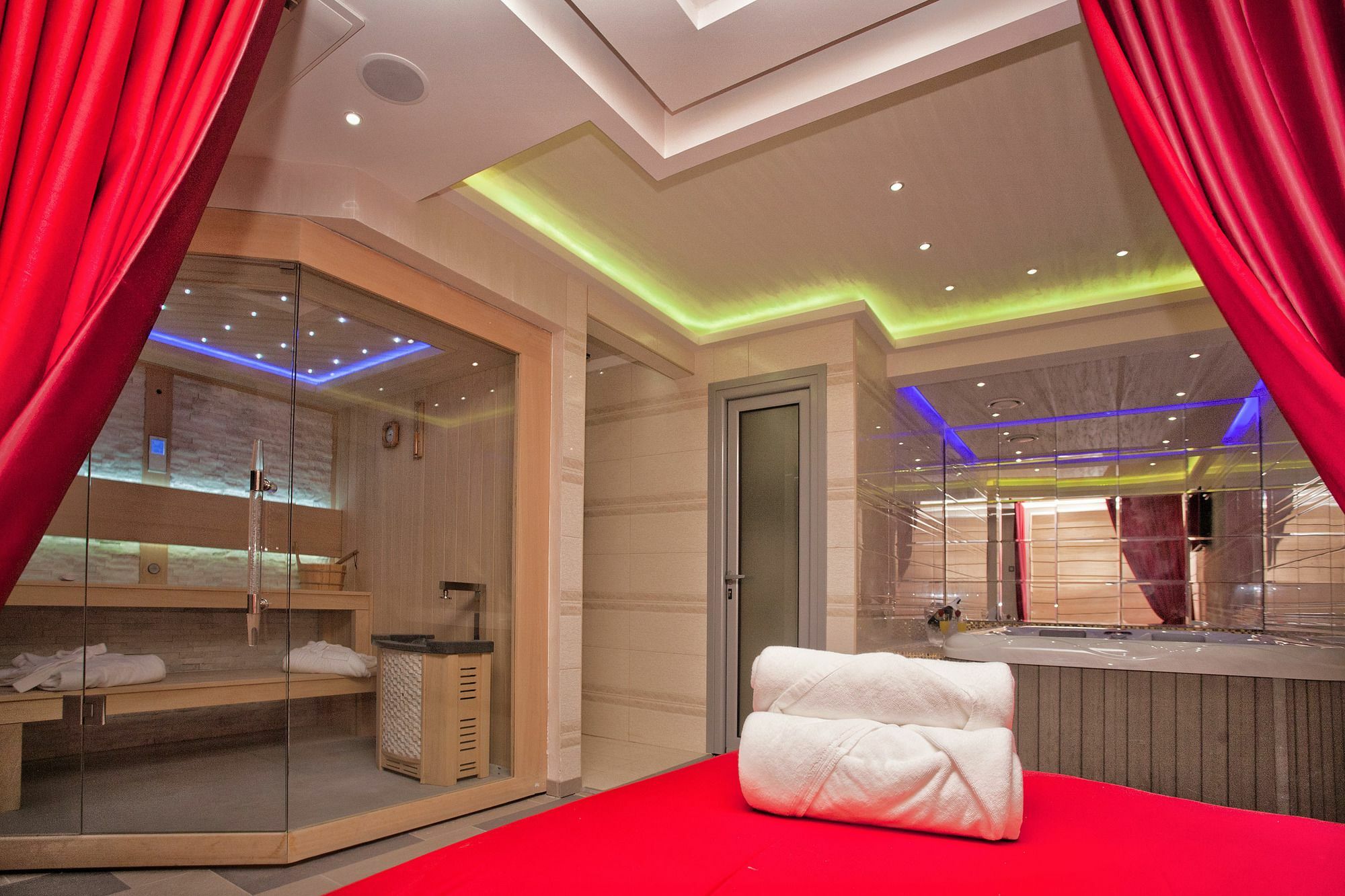 Wellness & Spa Hotel Acd Herceg Novi Exterior foto
